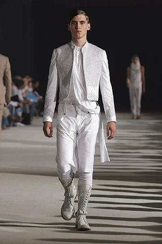 Look 18